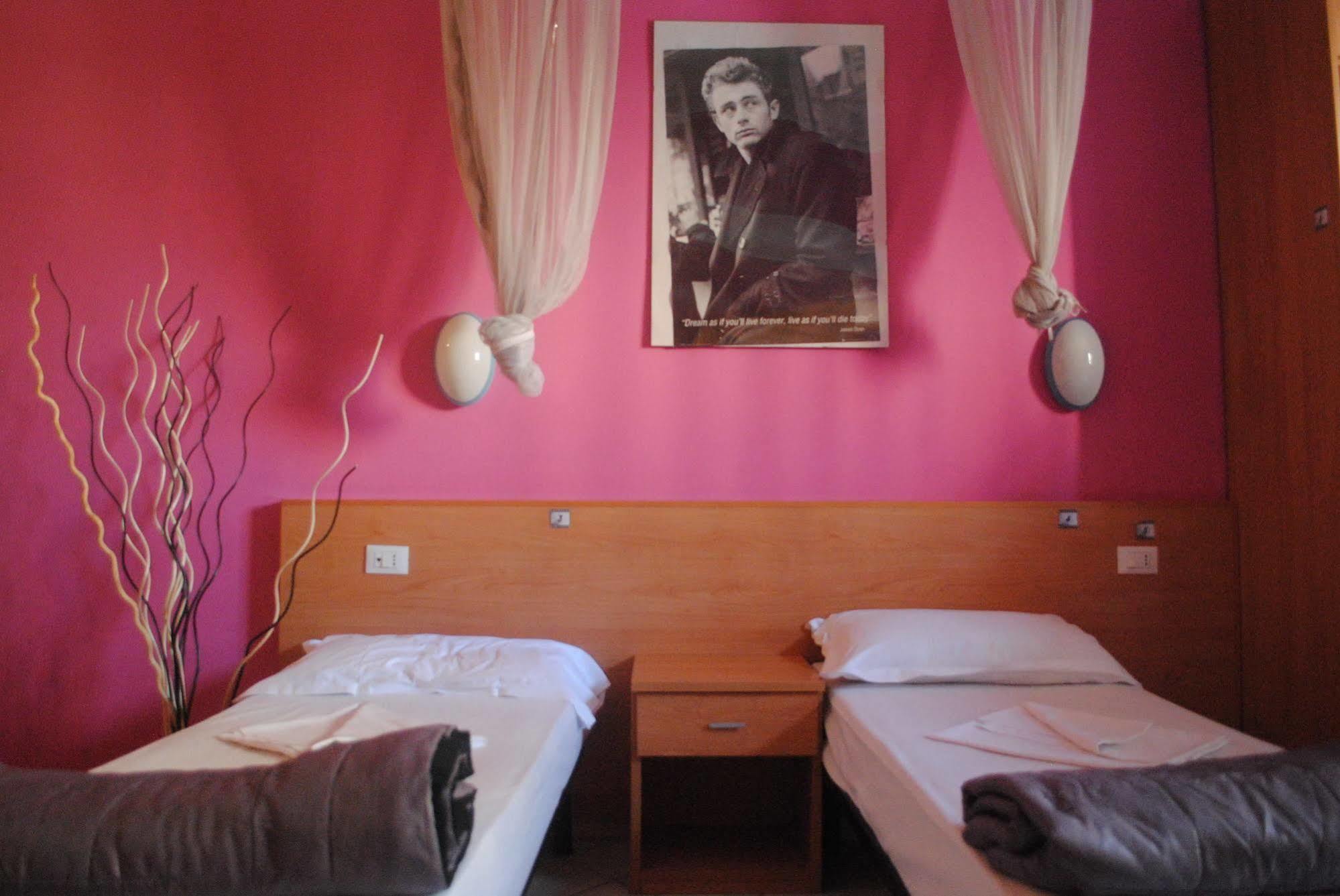 Ciak Hostel ローマ エクステリア 写真