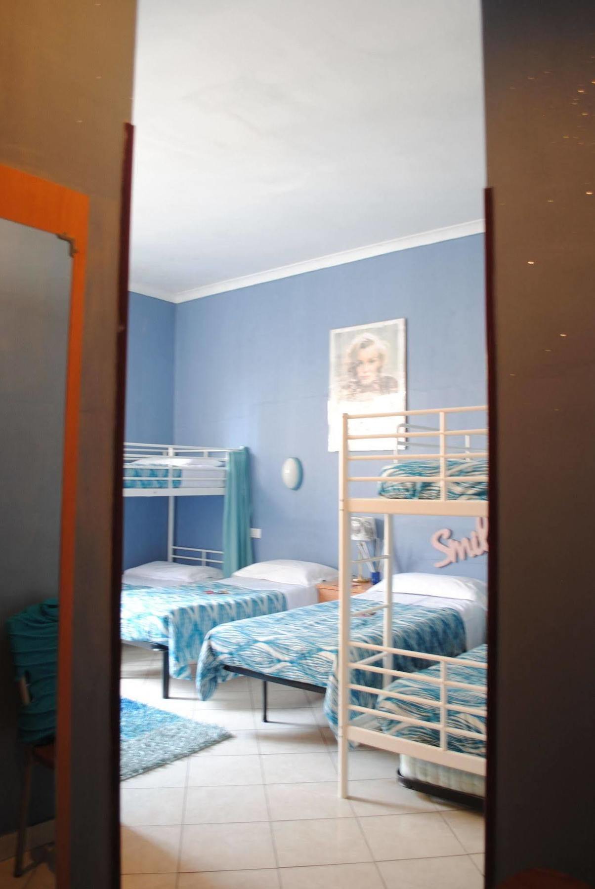 Ciak Hostel ローマ エクステリア 写真